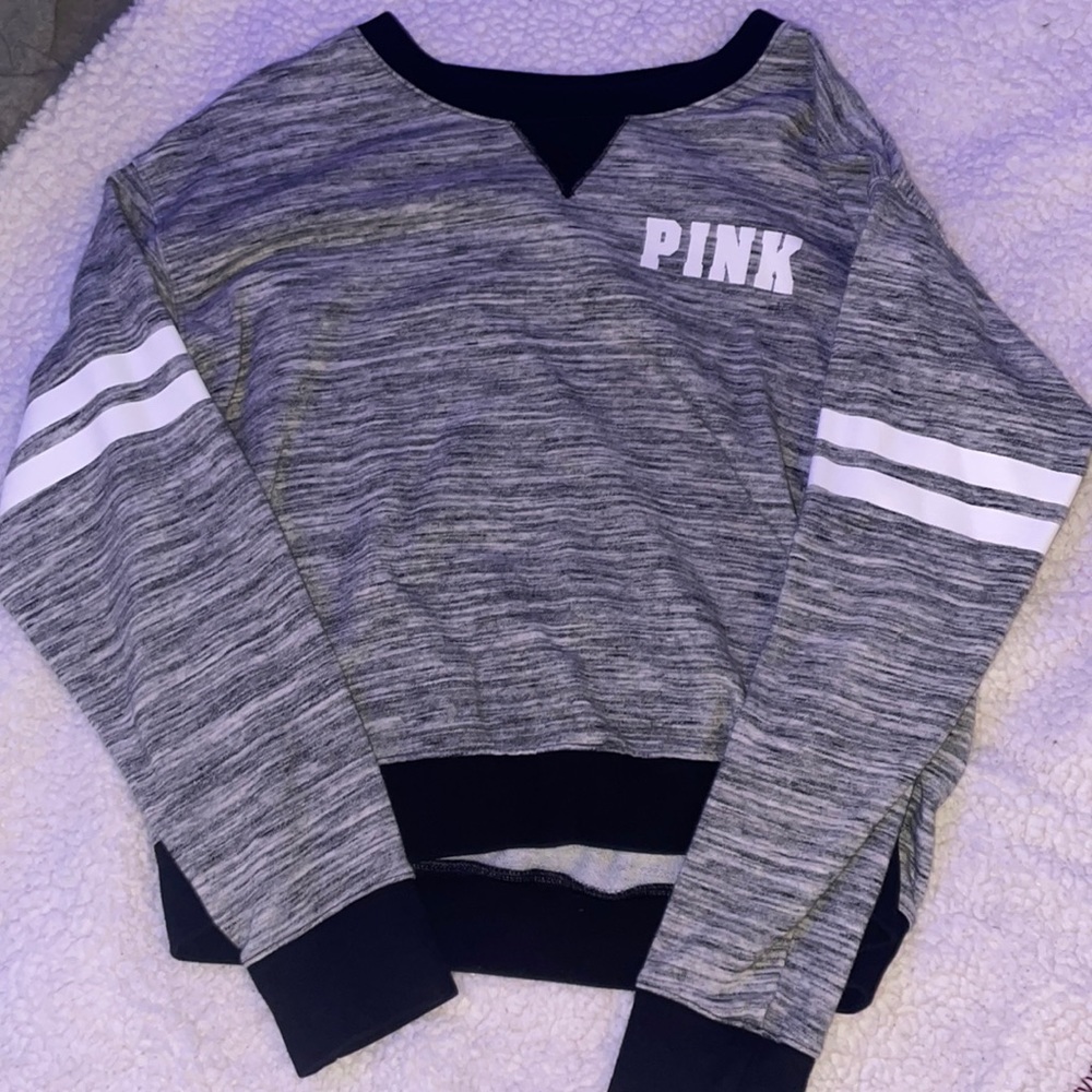VS Pink Crewneck